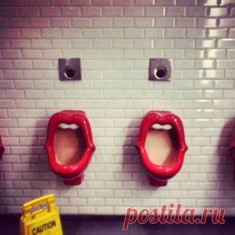 Пикантные писсуары / Занимательная реклама