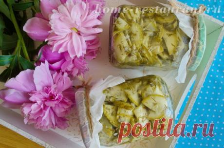 Салат из кабачков на зиму с чесноком и зеленью - Домашний Ресторан Приветствую вас, дорогие друзья! Сезон консервации стартовал, и я спешу поделиться с вами интересным