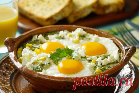 5 рецептов вкусной яичницы на завтрак