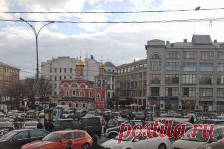 Призраки столицы. Мистические места Москвы в пятницу, 13. Уже семь веков в этот день многие люди боятся занимать деньги, отправляться в дорогу, начинать новое дело и даже веселиться. Почему пятница, 13 ассоциируется с негативом, мистикой и даже бедой, Aif.ru узнал у экспертов.