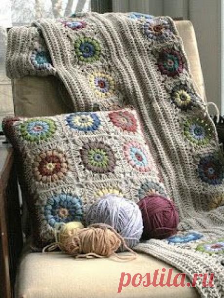 Подарки своими руками.Дизайн .Модные тенденции.: Вяжем подушку