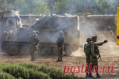 Военные ЦАХАЛ бульдозерами нарушили водоснабжение Дейр-Шарафа. Израильские военные проводят рейды на Западном берегу реки Иордан, в ходе которых зафиксировано разрушение дорожной инфраструктуры.