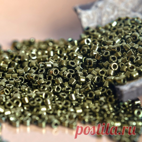 Бисер японский Delica купить в Москве и Санкт-Петербурге (СПб) | Цена в интернет-магазине бусин и фурнитуры Crystal's