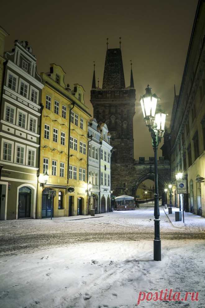 When Prague’s streets are still empty..