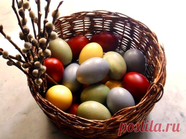 Старинные методы окрашивания яиц без краски и химии!