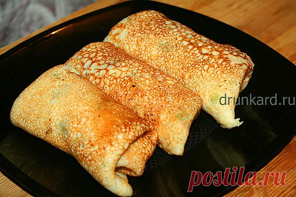 Блины, фаршированные курицей, грибами и картофелем.