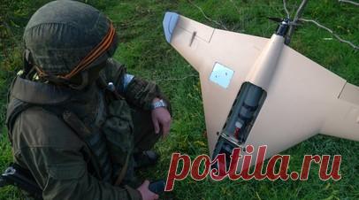 От «Куба» до «Скальпеля»: как дроны-камикадзе повышают боеспособность российских войск. Концерн «Калашников» выполнил план по поставкам в войска дронов-камикадзе «Куб» в 2023 году. Как уточнил президент «Калашникова» Алан Лушников, за последние месяцы предприятию удалось вдвое нарастить выпуск «Кубов». В компании также отметили, что инженеры работают над расширением линейки БПЛА «Куб» за счёт выпуска дронов «повышенного могущества». По словам аналитиков, наличие таких аппаратов в войсках…