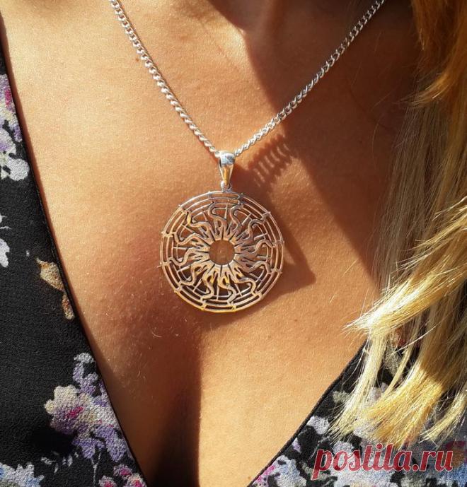 5 амулетов от энергетических вампиров