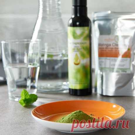 Моринга - что это, ее #польза и как употреблять 

Чем же интересна #моринга?

Моринга на слуху давно уже у интересующихся здоровым образом жизни. 
#О_пользе мориги и ее использовании для укрепления здоровья пойдет речь в данной статьи