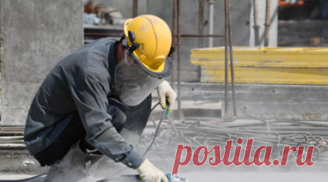 Челябинские строители помогли восстановить здание соцфонда в ДНР. В Волновахе открыли отделение соцфонда и службы занятости. Здание отремонтировали челябинские строители. Читать далее