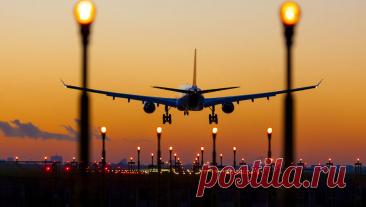 В аэропорту Оренбурга сняли ограничения на полеты. В аэропорту Оренбурга сняты временные ограничения на прием и выпуск самолетов. Об этом сообщил представитель "Росавиации" Артем Кореняко в Telegram-канале. По его словам, такая мера, принятая в ночь на 2 января, была необходима ...