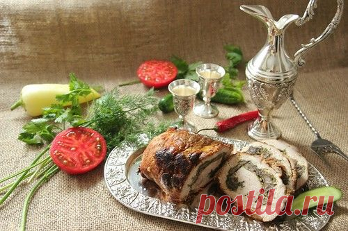 Меню недели - Мясной рулет с зеленью и грибами.