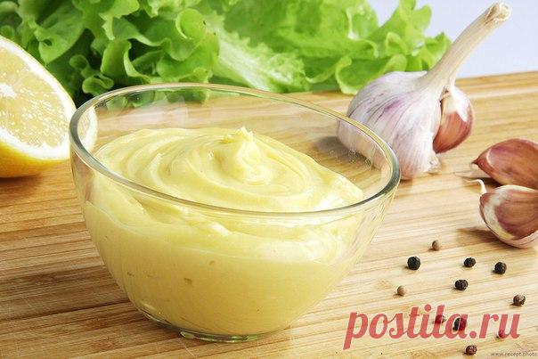 ⁣ Майонез за полминуты.

Замечательный рецепт майонеза на скорую руку. Идеальная заправка к любому блюду. Никаких консервантов и вредных добавок. Обращаем ваше внимание, что для приготовления потребуется погружной блендер. 

 Сохраните этот рецепт себе, чтобы не потерять. 
Показать полностью…