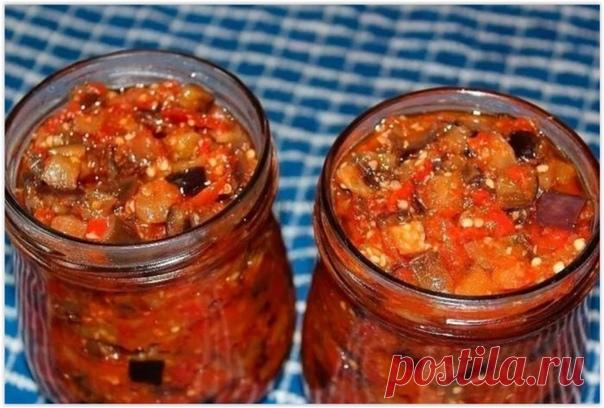 ОСТРЕНЬКИЕ БАКЛАЖАНЫ ПО - ГРУЗИНСКИ. ПРОСТО ОБЪЕДЕНИЕ - РЕЦЕПТ В КОПИЛКУ!

Хочу сегодня поделиться с вами обалденным рецептом из баклажанов. Впервые я закрыла баклажаны по этому рецепту в том году. В этом решила сделать побольше. Вкусная штука.

Правда, мне приходится ссориться из - за неё с мужем. Когда открывает банку - не знает меры. Мне не жалко, но в таком количестве всё же острого кушать нельзя. Кто не пробовал, советую попробовать, не пожалеете.
 
Для приготовления ...