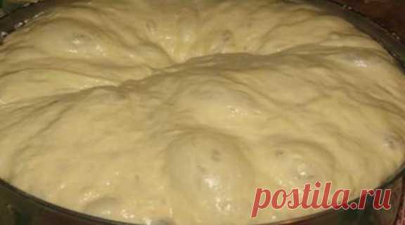 Рецепт самого вкусного теста для пирожков… Тесто получается мягкое,воздушное,и очень вкусное,а изделия из него достойны высших похвал!
Ингредиенты:


мука — 175 грамм;
соль — на кончике чайной ложки;
сухие дрожжи САФ — 1 чайная ложка;
растител…