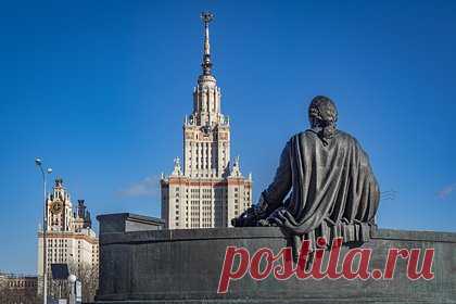 Доходы главных российских вузов от научных разработок не оправдали ожиданий. Счетная палата проверила итоги реализации программ развития ведущих российских вузов — Московского и Санкт-Петербургского государственных университетов. В вопросе доходов аудиторы заметили положительную динамику, однако доля НИР и НИОКР оказалась значительно ниже плана, в случае СПбГУ — в два раза.