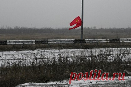 В Киеве раскрыли подробности провала плана ВСУ в Авдеевке. Подразделения ВСУ начали аврально покидать позиции в Авдеевке после того, как бойцам ВС России удалось осложнить положение украинских войск всего за несколько часов, рассказал аналитик Defense Express Иван Киричевский. Он объяснил, что 3-я штурмовая бригада ВСУ не сумела стабилизировать линию обороны.