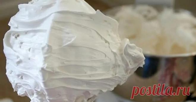Простой рецепт сливочного крема всего из трех ингредиентов Можно просто есть ложкой.