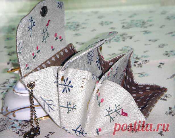 Folded Accordion Wallet Tutorial ~ DIY Tutorial Ideas!