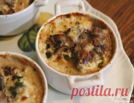 ЖУЛЬЕН С КУРИНОЙ ПЕЧЕНЬЮ И ГРИБАМИ