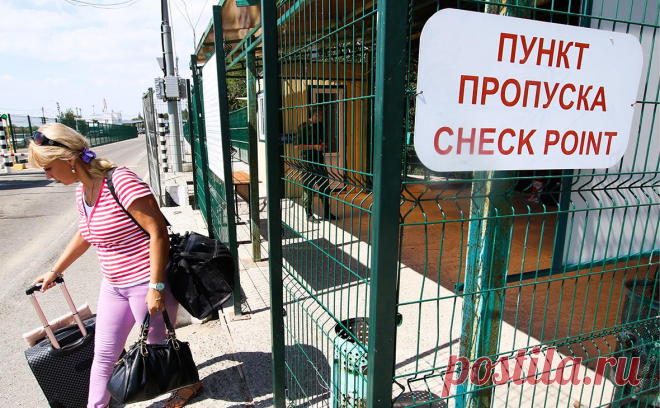 Глава ФТС объяснил закрытие 20 пунктов на границе с Украиной. Глава ФТС Валерий Пикалёв в интервью РБКобъяснил решение правительства с 1 августа закрыть 20 пунктов пропуска, которые сейчас или раньше находились на границе с Украиной.
