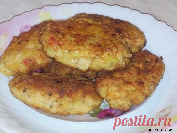 Низкокалорийные куриные котлеты с кукурузой.