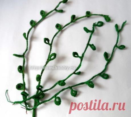 Весенний букет из вязаных веточек с цветами