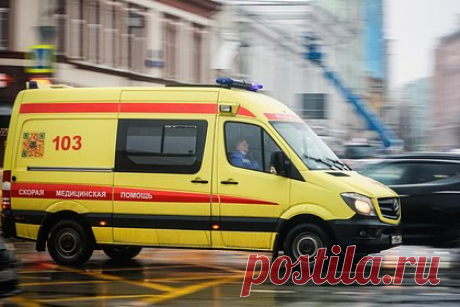 Пьяный россиянин сломал руку жене после обвинения в алкоголизме. В Верхнемамонском районе Воронежской области мужчина сломал жене руку после того, как та обвинила его в алкоголизме. Об этом сообщается на сайте управления МВД по российскому региону. Пострадавшая рассказала правоохранителям, что после возвращения ее мужа с работы между ними произошел конфликт.
