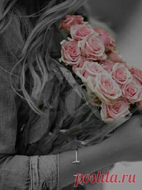 Чтоб сердце не стало калекой, не мучай печалями душу ...
Нет смысла болеть человеком, который тобой не простужен...
         
 Within Temptation — Within Temptation – Angels