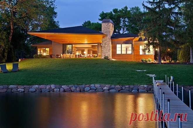 Великолепные виды на озеро Миннетонка от А харизматического Residence
