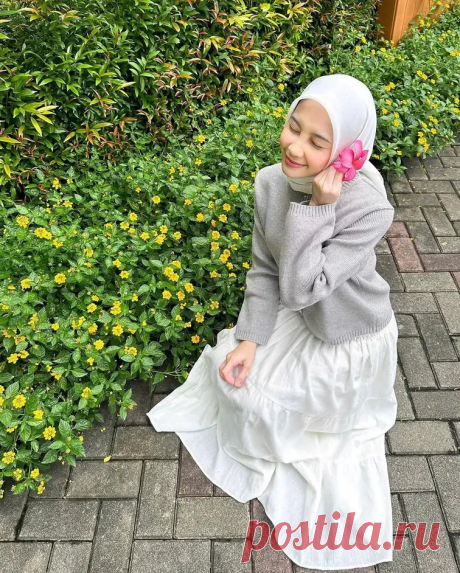 How To Style Coquette Aesthetic Trend For Hijab Fashion - Hijab-style.com