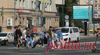 Аналитик: ФАС рассматривает российский рекламный рынок как единый, не деля его на сегменты. Вице-президент АКАР Валентин Смоляков прокомментировал в беседе с RT сообщение о том, что ФАС рассмотрела ходатайство о приобретении крупнейшим оператором наружной рекламы ООО «Стинн» (бренд Russ Outdoor) 100% уставного капитала ООО «Медиа-1 Аутдор» (бренд Gallery) и одобрила его. Читать далее