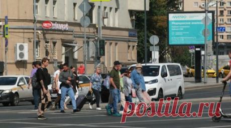 Аналитик: ФАС рассматривает российский рекламный рынок как единый, не деля его на сегменты. Вице-президент АКАР Валентин Смоляков прокомментировал в беседе с RT сообщение о том, что ФАС рассмотрела ходатайство о приобретении крупнейшим оператором наружной рекламы ООО «Стинн» (бренд Russ Outdoor) 100% уставного капитала ООО «Медиа-1 Аутдор» (бренд Gallery) и одобрила его. Читать далее