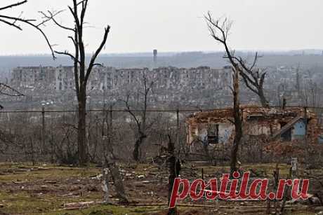 Комбат ДНР сообщил об обострении ситуации на фронте. Командир батальона «Восток» Донецкой народной республики Александр Ходаковский заявил, что ситуация на фронте обостряется, так как противник постепенно накаляет обстановку. По словам комбата, Вооруженные силы Украины стали чаще осуществлять артобстрелы, а также локальные вылазки.