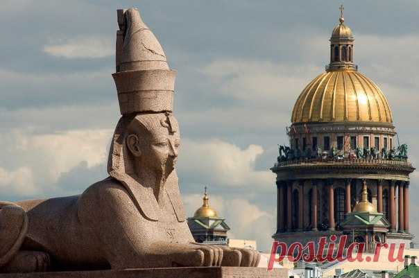 13 мест Питера с бесплатным входом.

Где можно интересно и с пользой провести время, а главное - нахаляву? Мы составили список: целых 13 адресов. В этих местах всегда проходит что-то интересное, полностью или частично бесплатно.

1. Галерея дизайна BultHaup 
Группа студий и многоуровневое выставочное пространство, представляющее известные бренды мирового дизайна. 

— Ул. Большая Конюшенная, д.2. 

2. Арт-центр «Пушкинская 10».
Часть экспозиций — бесплатные, за другую часть...