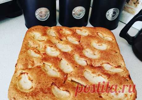 Шарлотка с яблоками - пошаговый рецепт с фото. Автор рецепта Алия ✈ . - Cookpad