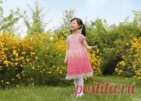 Нежное платье для девочки