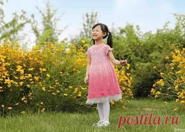 Нежное платье для девочки