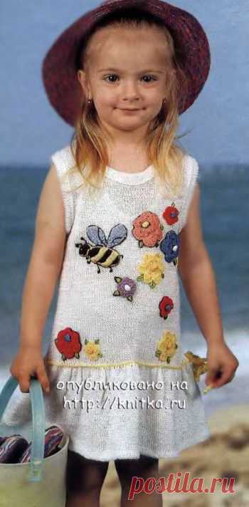 Белое платье для девочки Вязание для детей. Вязание спицами knitka.ru