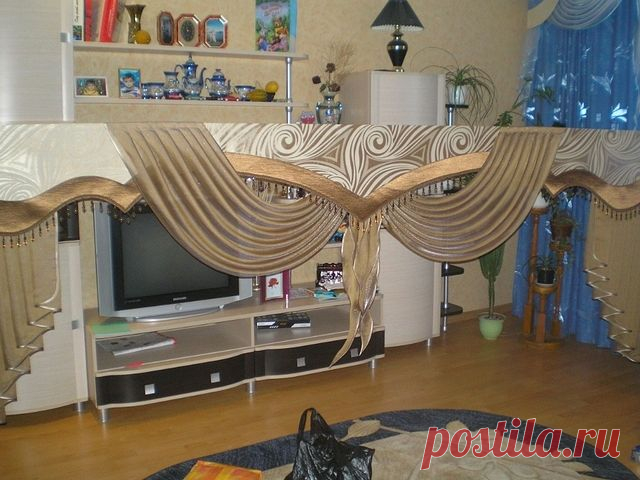 Мастер-класс. Жёсткий ламбрекен из двух тканей с ( обтачкой)