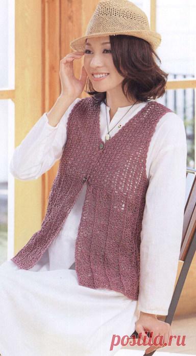 Ажурный жилет с ананасами крючком.