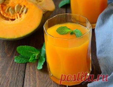 Чем полезен тыквенный сок? Тыква – бахчевая культура, которая хорошо известна и успешно выращивается. Но не все регулярно её употребляют, а многие недооценивают. А ведь тыквенный сок не только яркий и вкусный, но и невероятно п...
