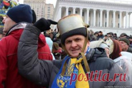 Шоу-Бизнес "Неправильный" фильм Оливера Стоуна «Украина в огне» требуют запретить в Украине - свежие новости Украины и мира