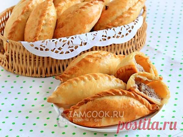 Кибинай — рецепт с фото Мясные пирожки Кибинай из караимской кухни. Очень вкусные, сытные, ароматные и красивые. Идеальны к чаю или первым блюдам.