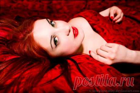 Red Snow White by ScorpionEntity on deviantART