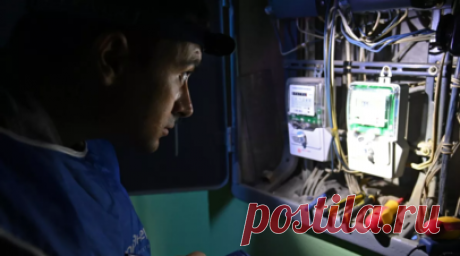 ФАС проследит за переходом на дифференцированный тариф на электроэнергию. Федеральная антимонопольная служба (ФАС) заявила, что переход на дифференцированные тарифы позволит бороться с серым майнингом. В ведомстве проконтролируют ситуацию с тарифами в тех российских субъектах, где будет внедряться нововведение. Читать далее