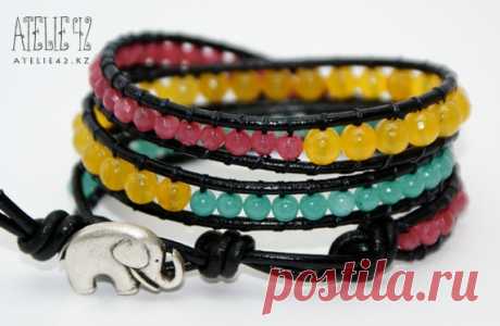 Плетеные браслеты с кожаными шнурами и бусинами + видео мастер-класса / Подборки идей / Блоги