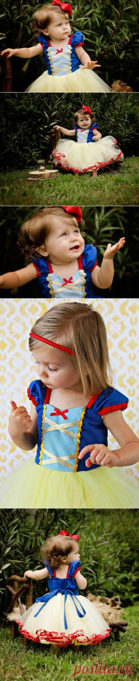 SNOW WHITE dress girls princess costume от loverdoversclothing