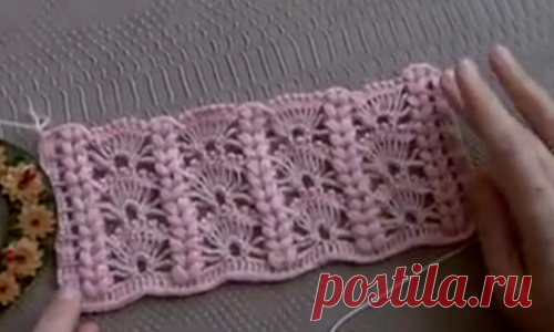 Yelpaze Modelli Fıstıklı Yelek Yapılışı Sevgili hanımlar Tığ işi yelpaze modelli fıstıklı yelek yapımını yayınlıyorum bugün sizlere. İnce iple baharlık ve yazlık yelek, hırka, bluz, bolero gibi bir çok örgüye uygun çok zarif ve kolay bir model. Benim çok hoşuma gitti, yelek olarak tam bitmiş halini bulamadım. Görmek isterdim tam bitmiş halde. Bence çok şık durur örnek yeleğin tamamlanmış haliyle. Elişi krallığı kanalı yine çok güzel bir örneğin detaylı tarifini yapmış vide...