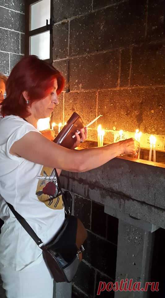 Աստված ձեռքեր է տվել ինձ, որպեսզի բարիք գործեմ, ոտքեր, որ հիվանդներին, որբերին, ծերերին, ընկածին օգնության վազեմ, խելք է տվել, որպեսզի բարիք ստեղծեմ, սիրտ, որ գթասիրտ լինեմ խեղճի, որբի, տնանկի հանդեպ, ծնկներ է տվել, որ ծնկի գամ Իր առաջ ու աղոթեմ: Սրանք են Աստծուն հաճելի գործերը:
Ի վերջո, մենք բոլորս էլ պետք է նպատակային օգտագործենք աստվածատուր խելքը: Պետք է մոտենանք Աստծուն և Նրանից իմաստություն խնդրենք, որովհետև միայն աստվածային իմաստությունն է, որ կարող է օգնել մեզ երկնային կերպով մտածել